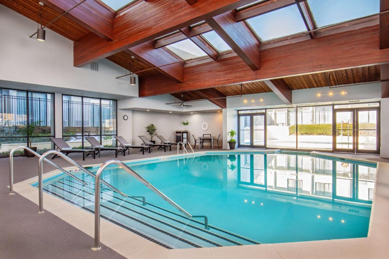 Doubletree By Hilton Washington Dc North/Гейтърсбърг Екстериор снимка